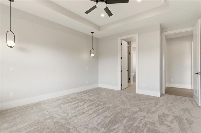 4701 SE Claude Court, Blue Springs, MO 64014