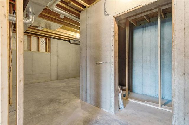 4701 SE Claude Court, Blue Springs, MO 64014