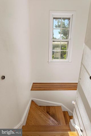 14808 CRANOKE ST, Centreville, VA 20120