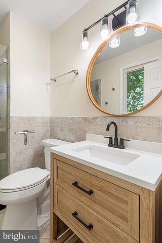 14808 CRANOKE ST, Centreville, VA 20120