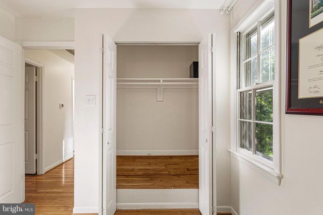 14808 CRANOKE ST, Centreville, VA 20120