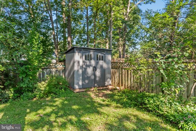 14808 CRANOKE ST, Centreville, VA 20120