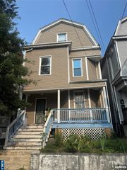 482 16th Street, Newark, NJ 07103