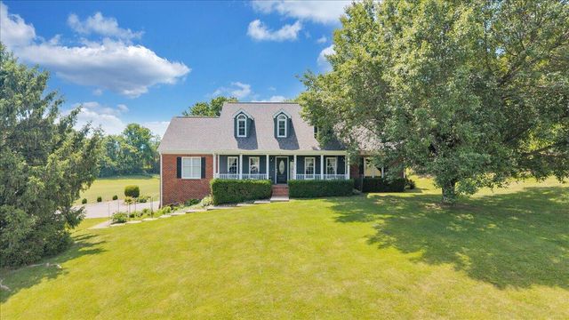 144 E Arrowhead CT, Troutville, VA 24175