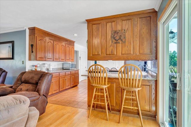 144 E Arrowhead CT, Troutville, VA 24175