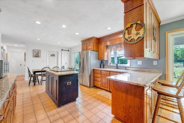 144 E Arrowhead CT, Troutville, VA 24175