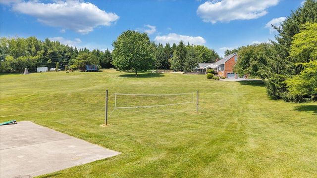 144 E Arrowhead CT, Troutville, VA 24175