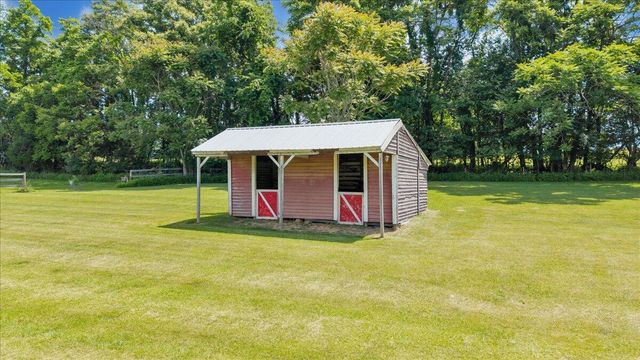 144 E Arrowhead CT, Troutville, VA 24175