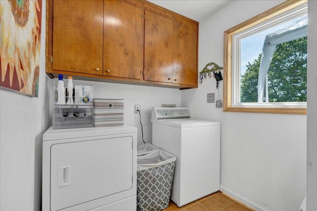 144 E Arrowhead CT, Troutville, VA 24175