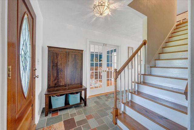 144 E Arrowhead CT, Troutville, VA 24175
