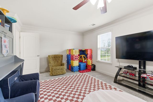 1075 Mansker Farm Blvd, Hendersonville, TN 37075