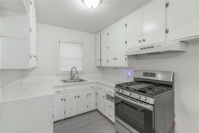 1648 SW 40TH Street, Oklahoma City, OK 73119