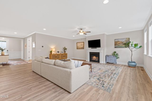 6721 Winter Garden Way, Holly Springs, NC 27540