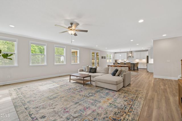 6721 Winter Garden Way, Holly Springs, NC 27540