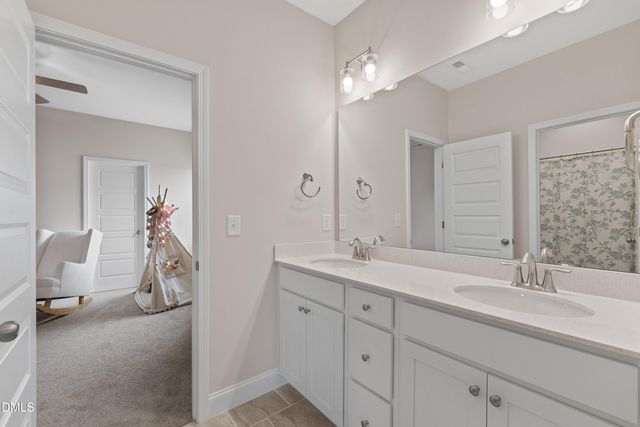 6721 Winter Garden Way, Holly Springs, NC 27540