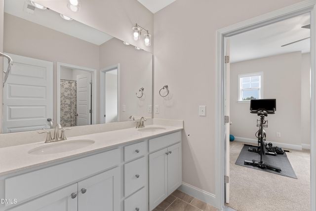 6721 Winter Garden Way, Holly Springs, NC 27540