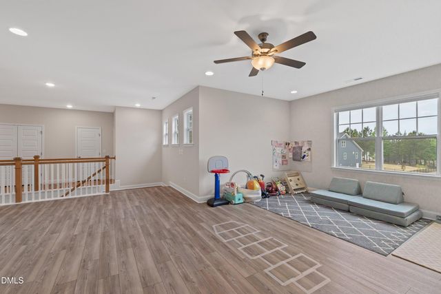 6721 Winter Garden Way, Holly Springs, NC 27540