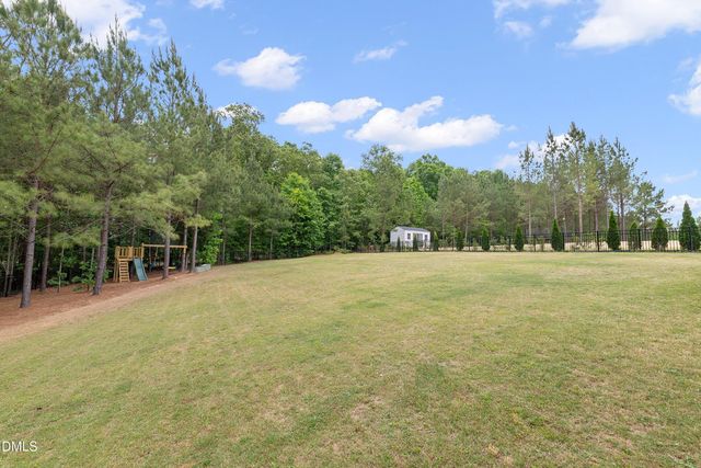 6721 Winter Garden Way, Holly Springs, NC 27540