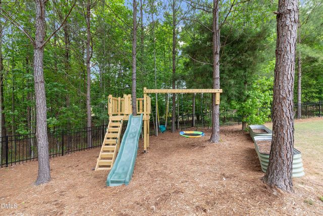 6721 Winter Garden Way, Holly Springs, NC 27540