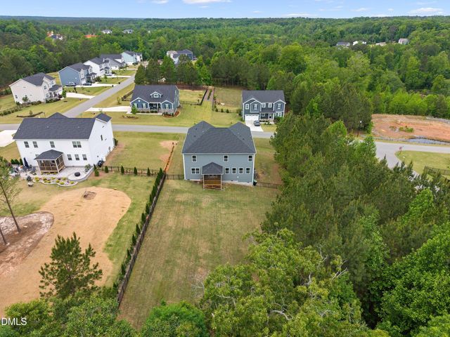 6721 Winter Garden Way, Holly Springs, NC 27540