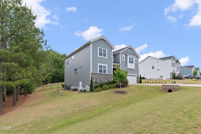 6721 Winter Garden Way, Holly Springs, NC 27540