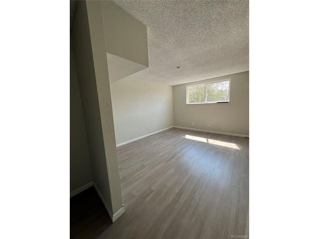 2375 S Linden Ct 313, Denver, CO 80222