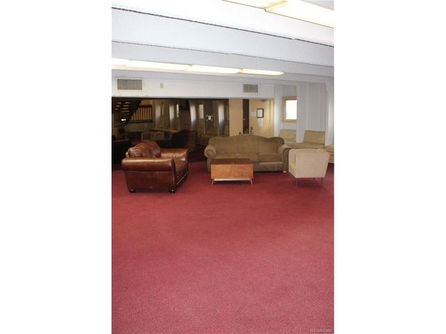 2375 S Linden Ct 313, Denver, CO 80222