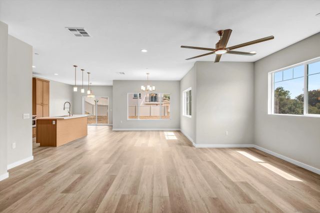 3925 Rojo Tierra Rd, La Mesa, CA 91941