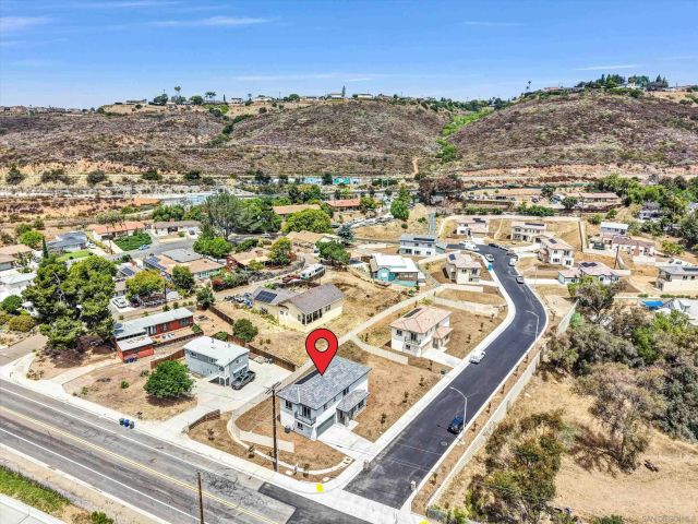 3925 Rojo Tierra Rd, La Mesa, CA 91941
