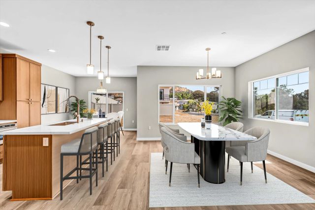 3925 Rojo Tierra Rd, La Mesa, CA 91941