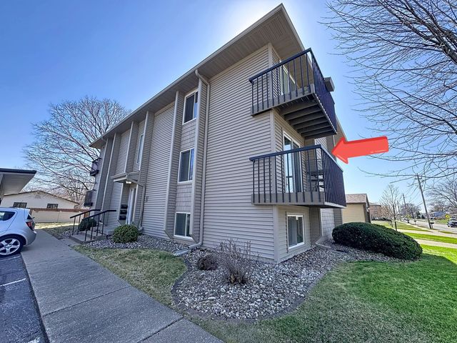 1816 53rd Street 9, Moline, IL 61265