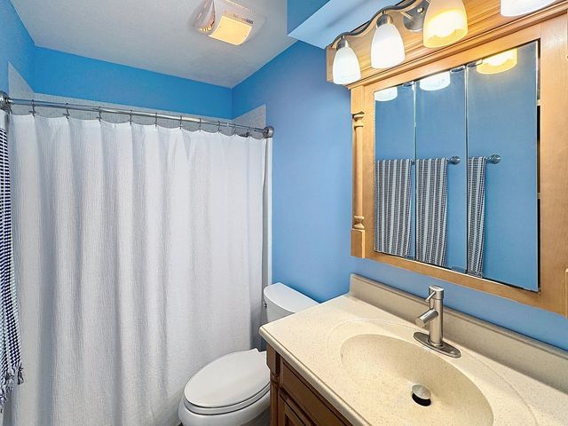 1816 53rd Street 9, Moline, IL 61265