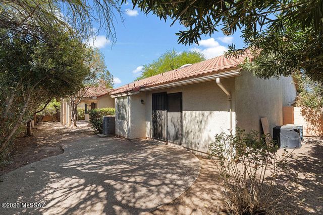 5580 N Vía Umbrosa, Tucson, AZ 85750