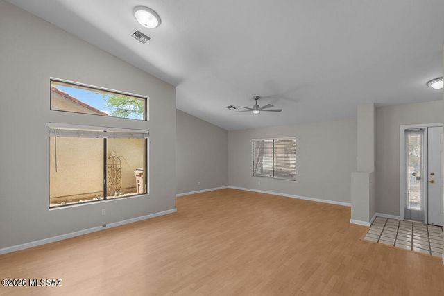 5580 N Vía Umbrosa, Tucson, AZ 85750
