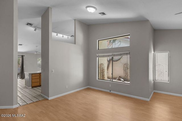 5580 N Vía Umbrosa, Tucson, AZ 85750
