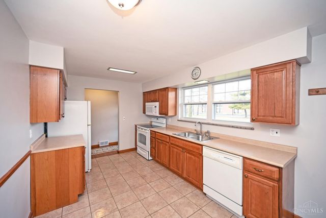 1146 Stone Drive, Harrison, OH 45030