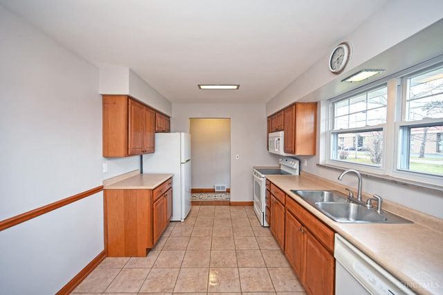 1146 Stone Drive, Harrison, OH 45030