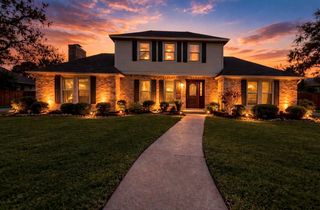 2348 Shalmar Drive, West Columbia, TX 77486