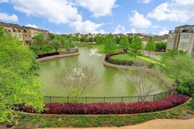 9133 Creekstone Lake Drive, Houston, TX 77054