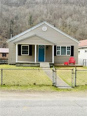 33150 Coal River Road, Sylvester, WV 25193