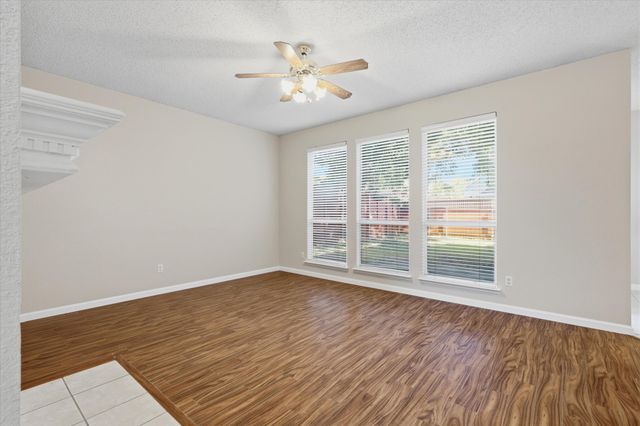 1814 Oak Bend Lane, Garland, TX 75040