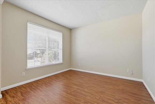 1814 Oak Bend Lane, Garland, TX 75040