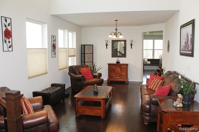 860 Backshore Drive, Canton, MI 48187