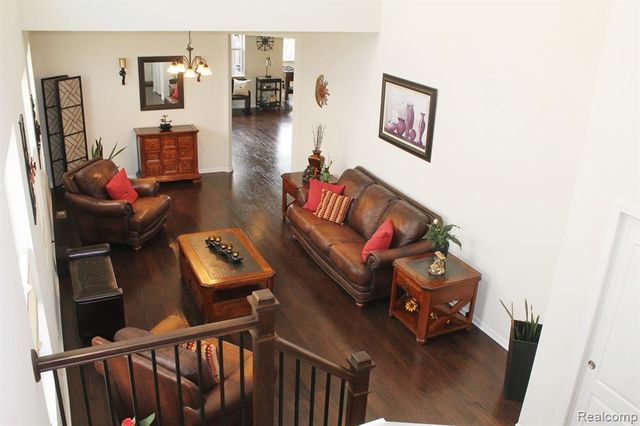 860 Backshore Drive, Canton, MI 48187