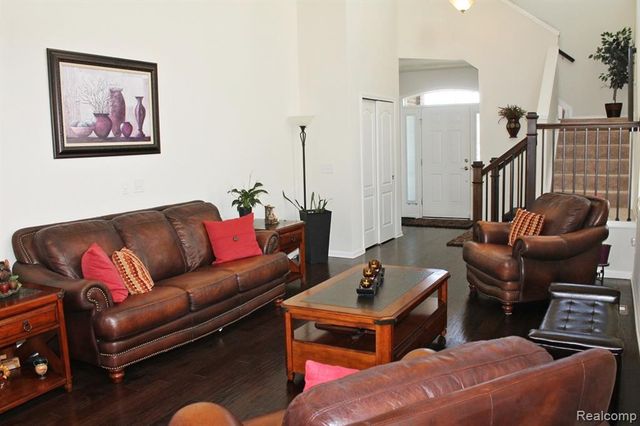 860 Backshore Drive, Canton, MI 48187