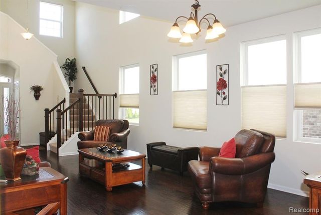 860 Backshore Drive, Canton, MI 48187
