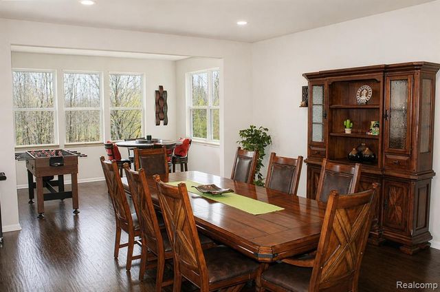 860 Backshore Drive, Canton, MI 48187