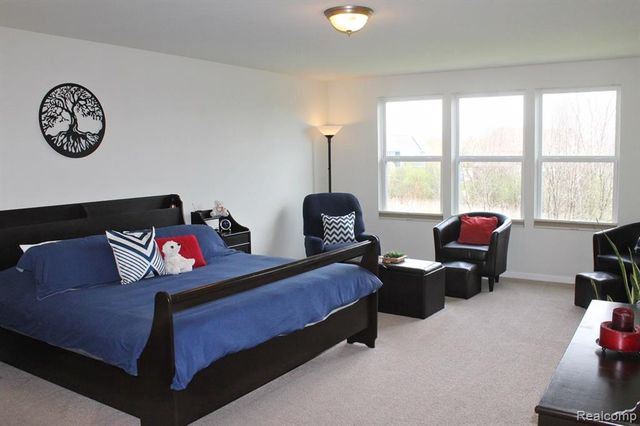 860 Backshore Drive, Canton, MI 48187