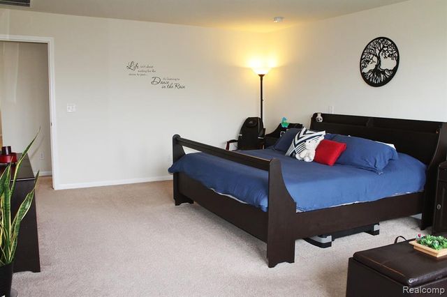 860 Backshore Drive, Canton, MI 48187