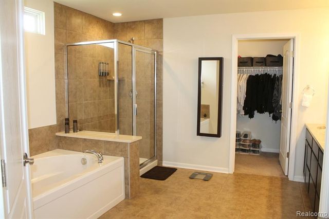 860 Backshore Drive, Canton, MI 48187